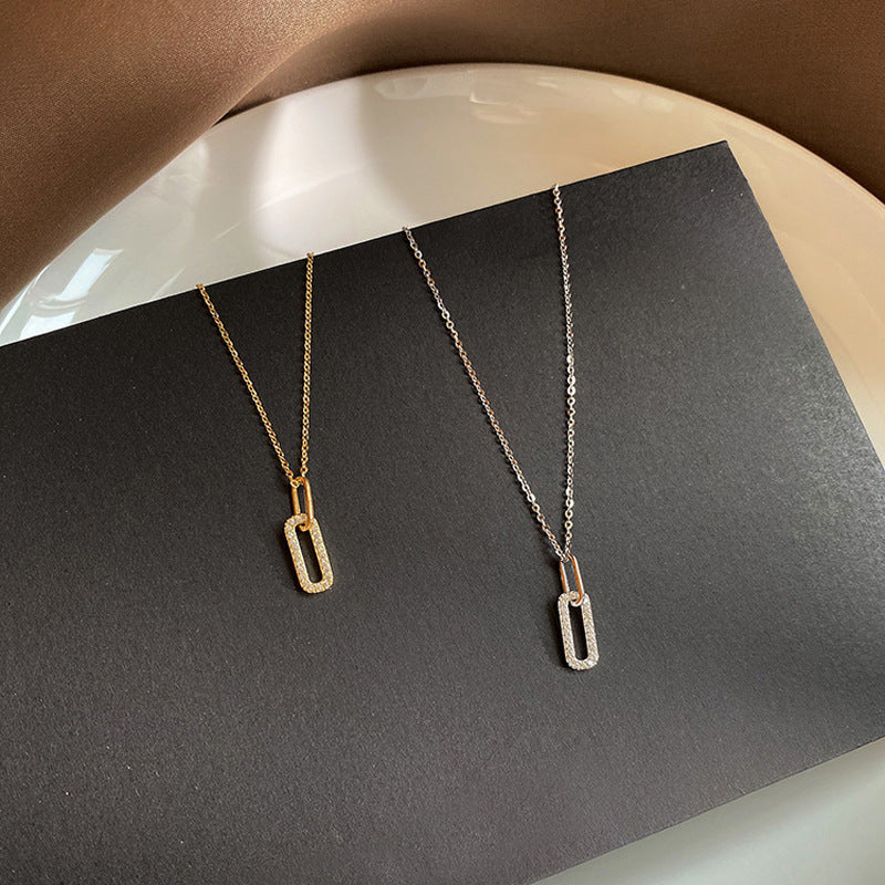 COLLAR PLAZO