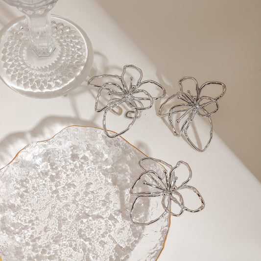 COLLAR & PENDIENTES FLOWER THREAD