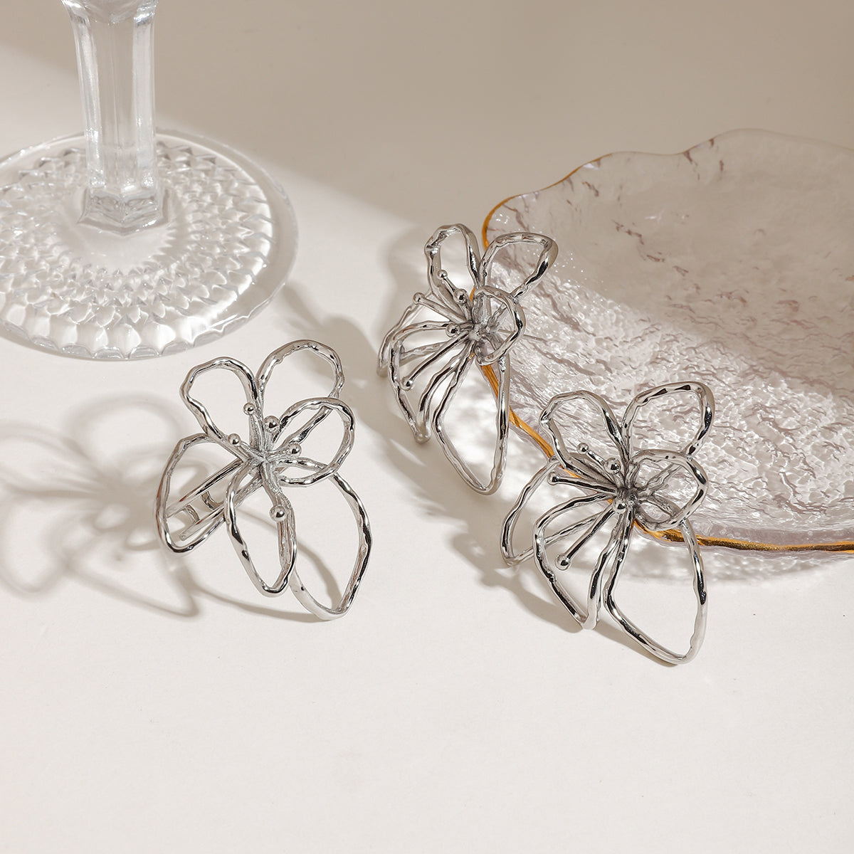 COLLAR & PENDIENTES FLOWER THREAD