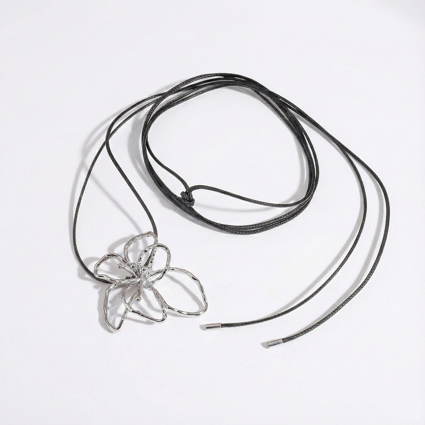 COLLAR FLOWER THREAD