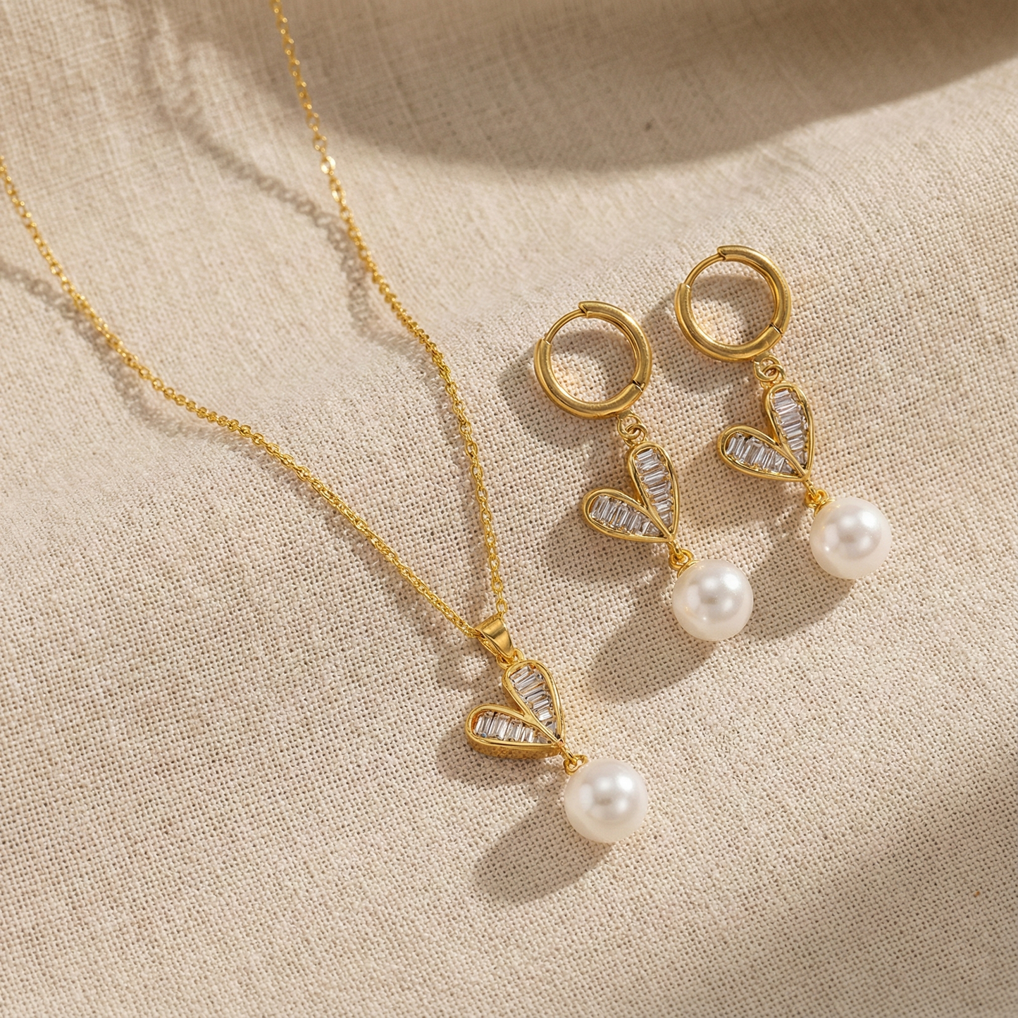 PENDIENTES PERLA-CORAZON