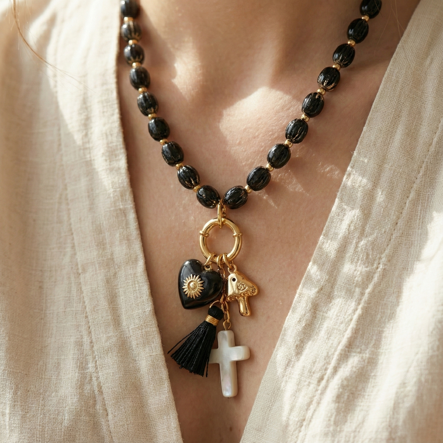 COLGANTE PERLA-NEGRA