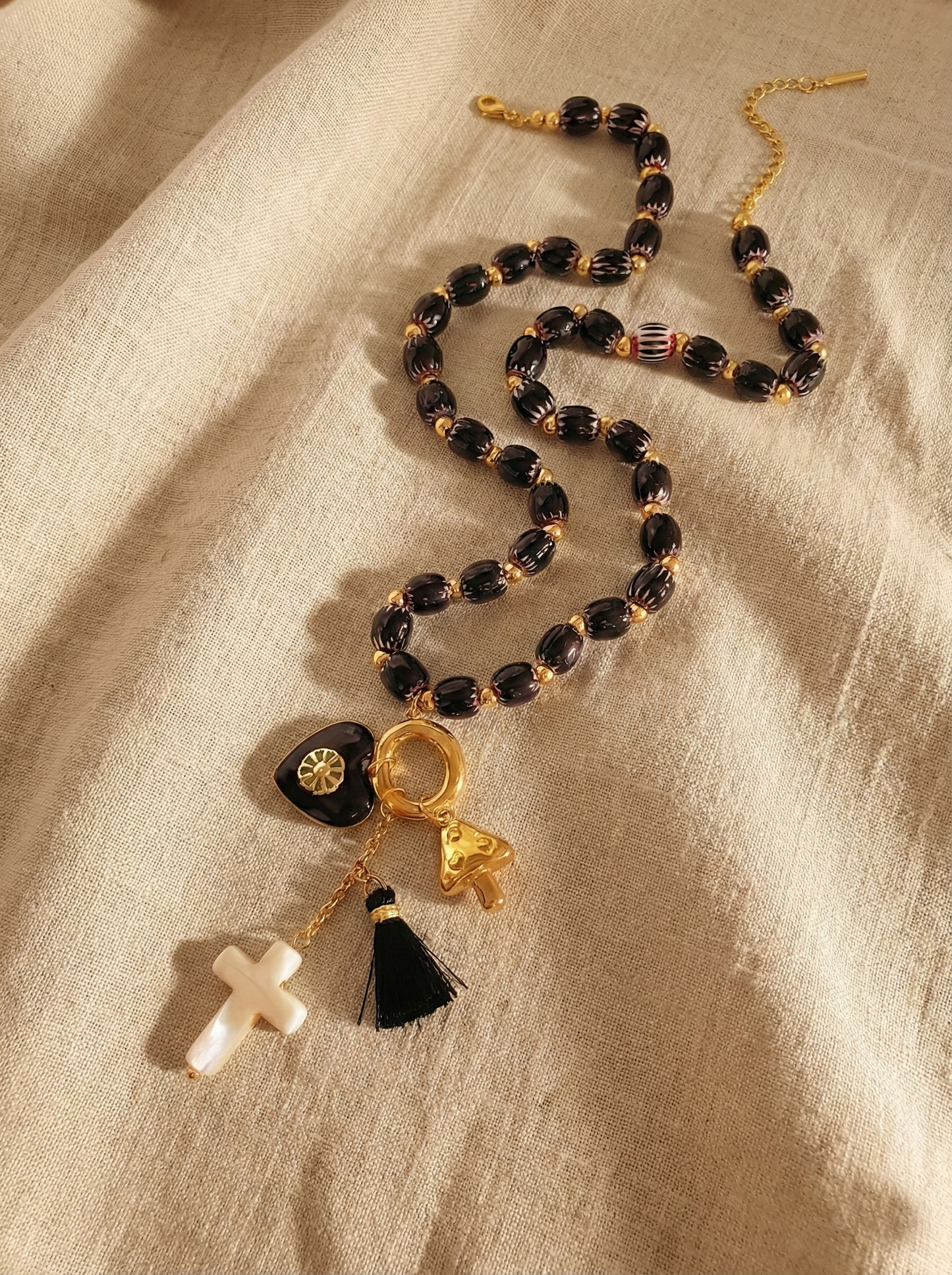 COLGANTE PERLA-NEGRA