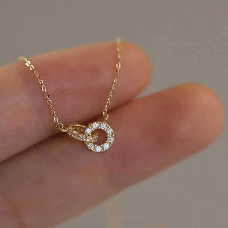 COLLAR ENLAZADO