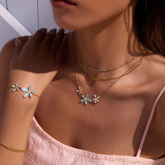 COLLAR BLUE FLOWER